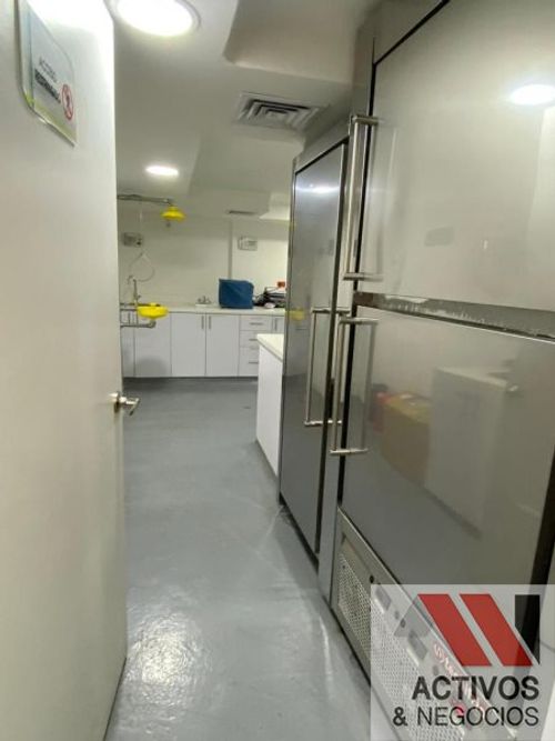 Local en arriendo en El Poblado, Medellín, 55 m² · foto 9 de 15
