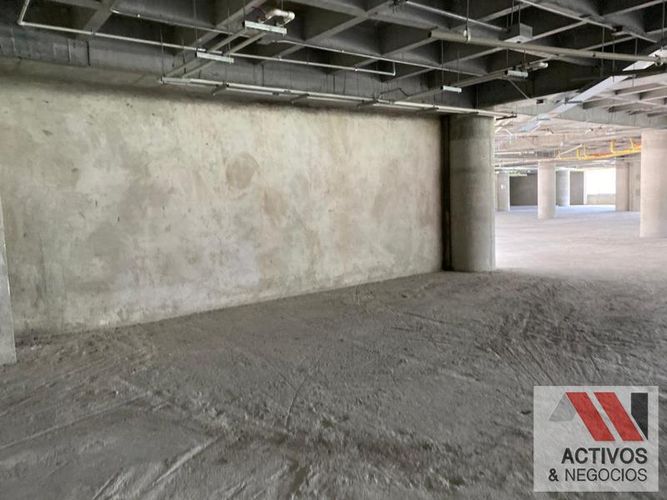 Oficina en arriendo en Niquia, Bello, 1213 m² · foto 2 de 24