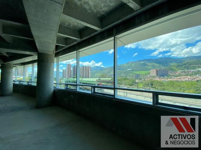 Oficina en arriendo en Niquia, Bello, 1213 m² · foto 7 de 24