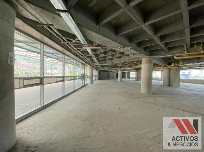 Oficina en arriendo en Niquia, Bello, 1213 m² · foto 16 de 24