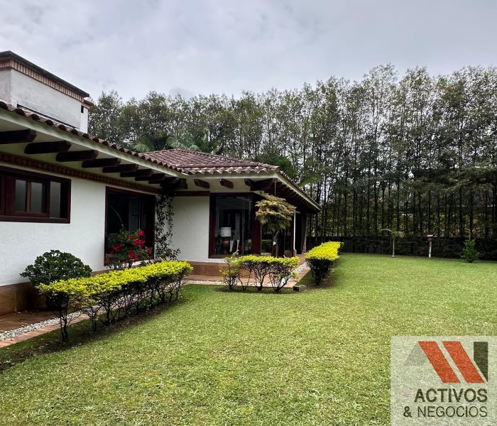 3BR House in Llano Grande (2450 m²) - 3