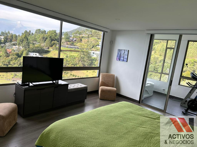 Casa de 4 alcobas en arriendo en Zona Centro, Envigado, 500 m² · foto 17 de 22