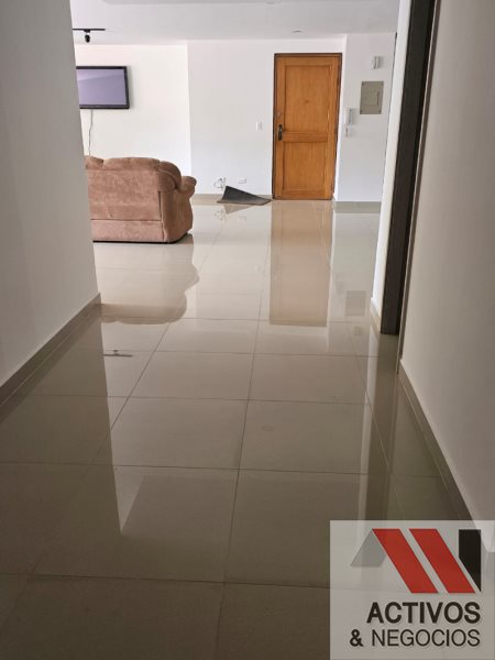 Apartamento de 4 alcobas en venta en El Poblado, Medellín, 210 m² · foto 15 de 17
