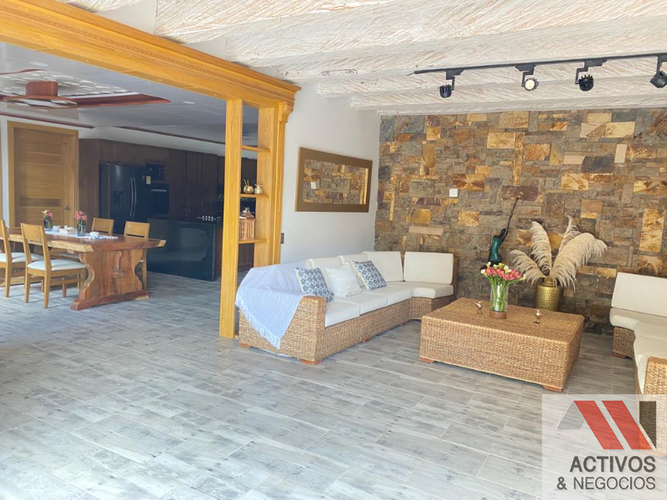 Casa de 5 alcobas en arriendo en San Antonio De Pereira, Rionegro, 2000 m² · foto 2 de 21