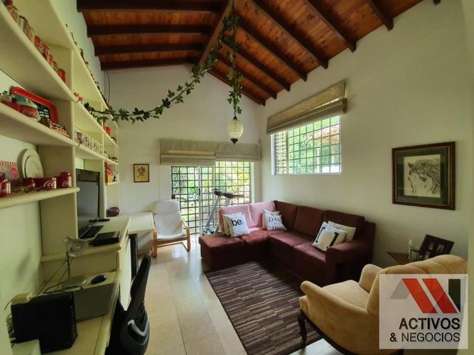 Casa de 3 alcobas en venta en Zuñiga, Envigado · foto 6 de 13