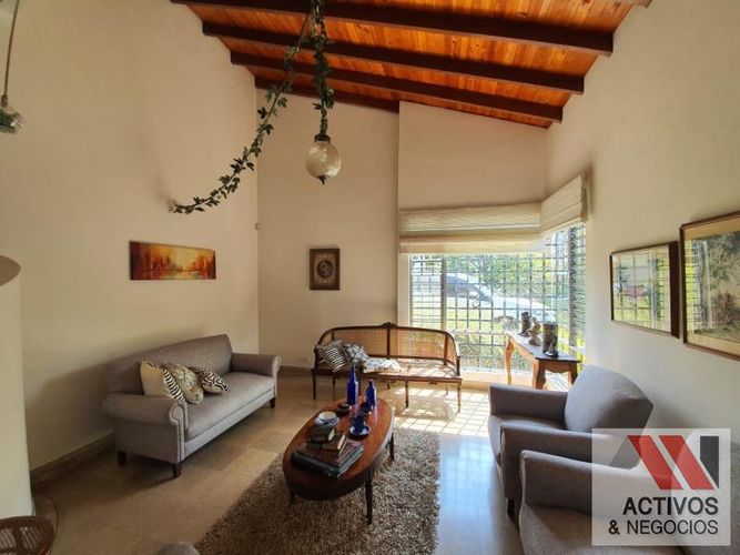 Casa de 3 alcobas en venta en Zuñiga, Envigado · foto 9 de 13