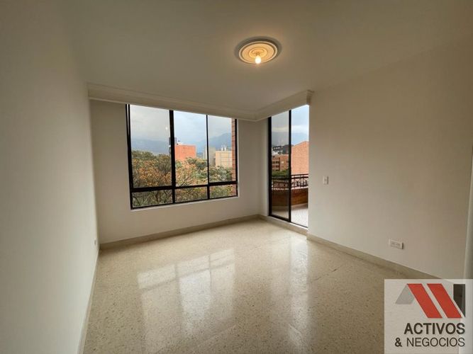 Apartamento de 4 alcobas en venta en Conquistadores, Medellín, 185 m² · foto 11 de 24