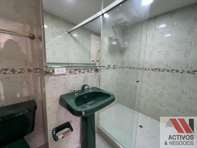 Apartamento de 4 alcobas en venta en Conquistadores, Medellín, 185 m² · foto 19 de 24