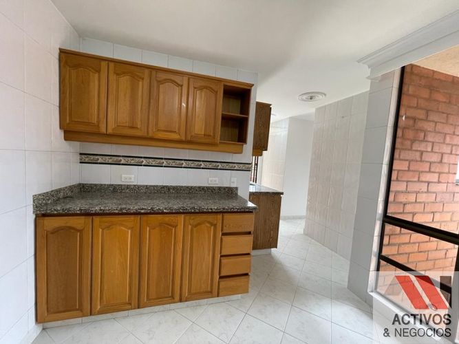 Apartamento de 4 alcobas en venta en Conquistadores, Medellín, 185 m² · foto 22 de 24