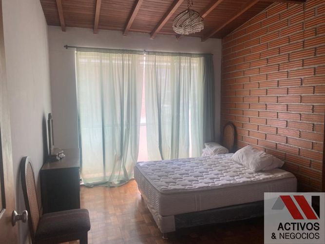 Apartamento de 3 alcobas en venta en Estacion Villa, Medellín, 172 m² · foto 17 de 24