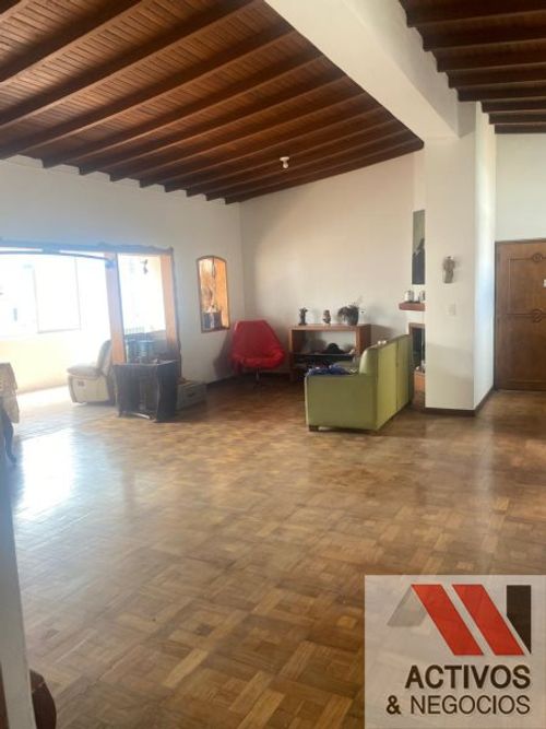 Apartamento de 3 alcobas en venta en Estacion Villa, Medellín, 172 m² · foto 21 de 24