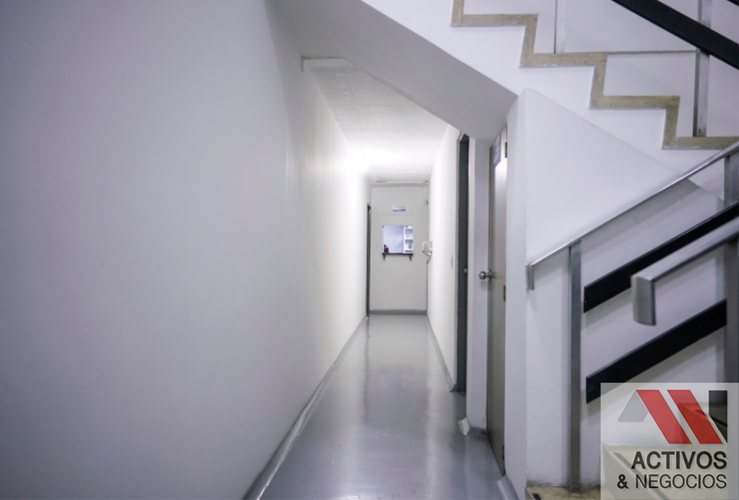 Local en venta en San Diego, Medellín, 907 m² · foto 8 de 9