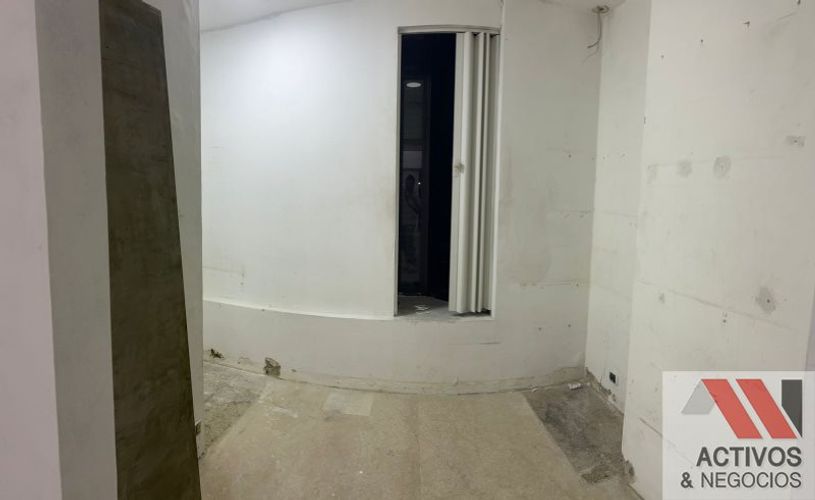 Local en arriendo en San Diego, Medellín, 37 m² · foto 6 de 10
