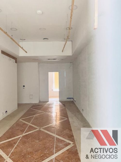 Local en arriendo en San Diego, Medellín, 37 m² · foto 10 de 10