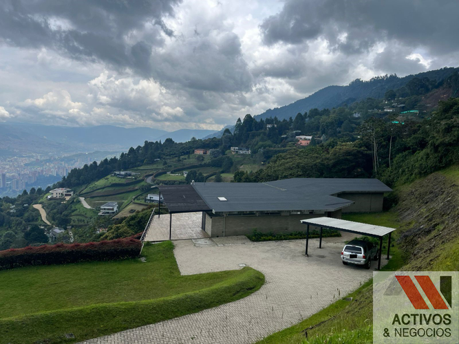 Casa de 4 alcobas en venta en Pantanillo, Envigado · foto 5 de 24