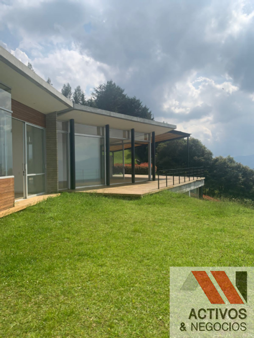 Casa de 4 alcobas en venta en Pantanillo, Envigado · foto 7 de 24