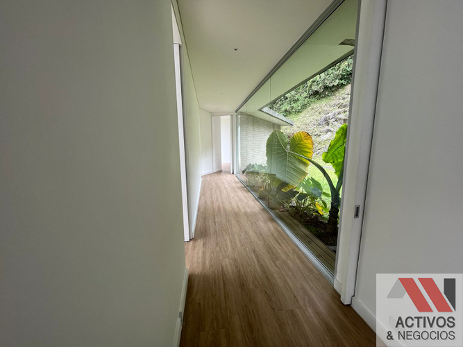 Casa de 4 alcobas en venta en Pantanillo, Envigado · foto 8 de 24