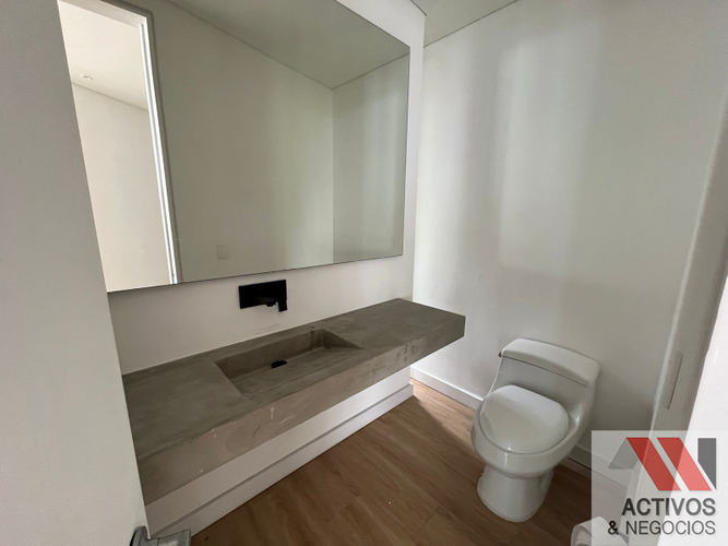 Casa de 4 alcobas en venta en Pantanillo, Envigado · foto 10 de 24