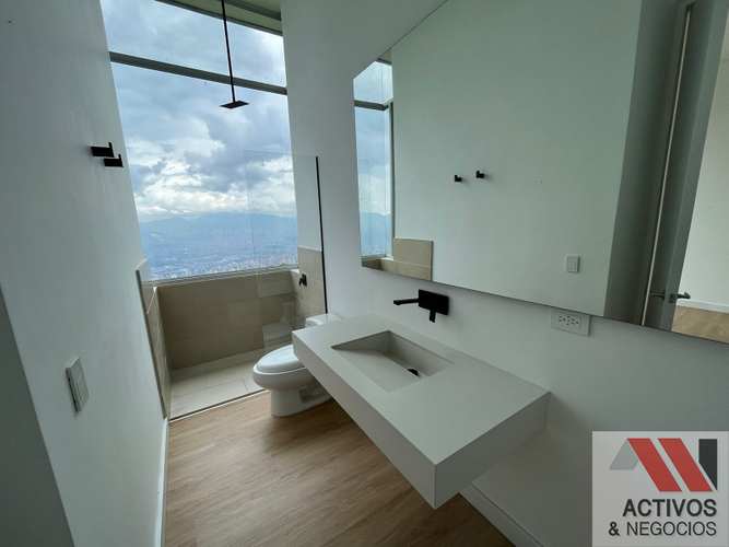 Casa de 4 alcobas en venta en Pantanillo, Envigado · foto 11 de 24