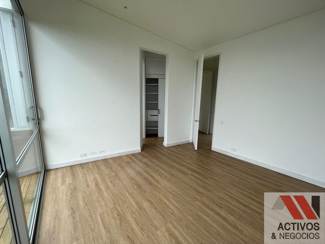 Casa de 4 alcobas en venta en Pantanillo, Envigado · foto 12 de 24