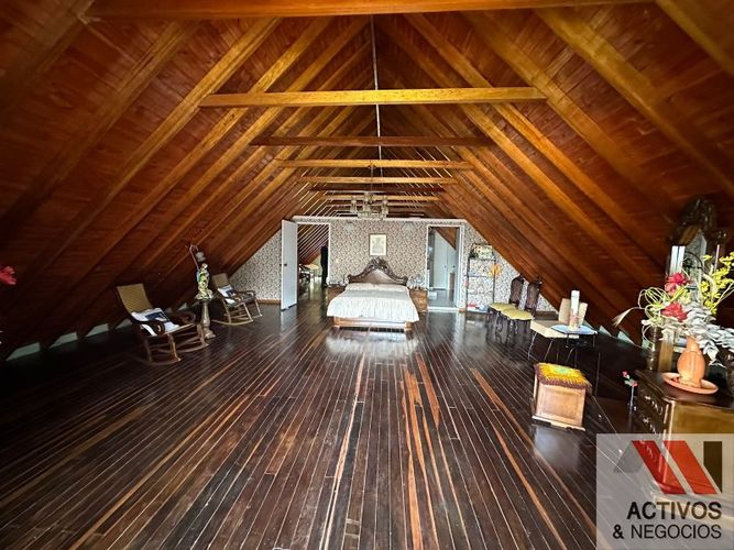 Finca en venta en Santa Elena, Medellín, 7853 m² · foto 13 de 18