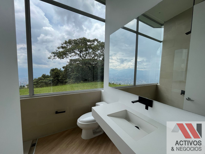 Casa de 4 alcobas en venta en Pantanillo, Envigado · foto 14 de 24