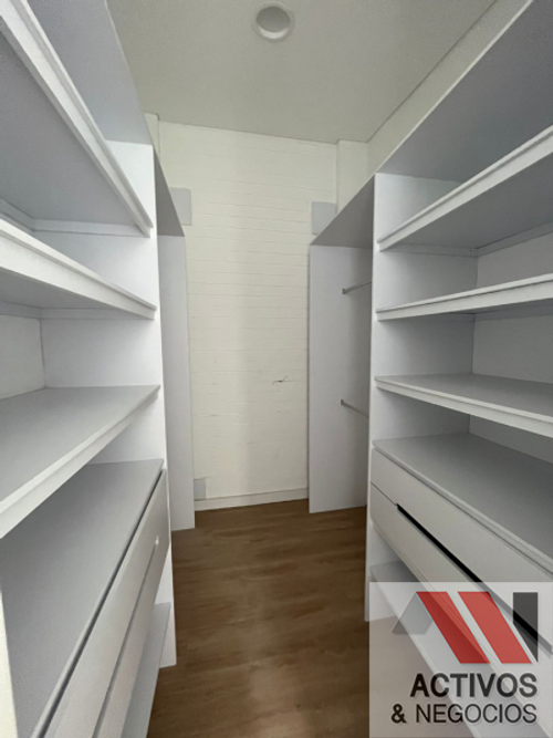 Casa de 4 alcobas en venta en Pantanillo, Envigado · foto 16 de 24