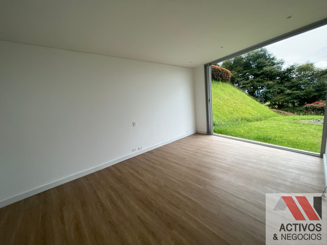 Casa de 4 alcobas en venta en Pantanillo, Envigado · foto 20 de 24