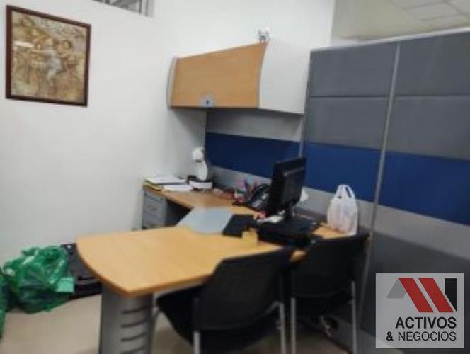 Oficina en arriendo en Villa Carlota, Medellín, 335 m² · foto 7 de 7