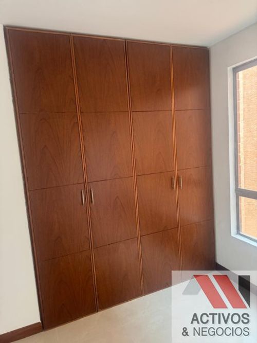 Apartamento de 3 alcobas en arriendo en El Diamante No. 2, Medellín, 136 m² · foto 7 de 13