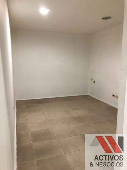 Local en arriendo en Colombia, Medellín, 103 m² · foto 3 de 4