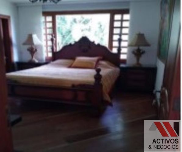 Casa de 7 alcobas en venta en Chipre, Rionegro · foto 14 de 21