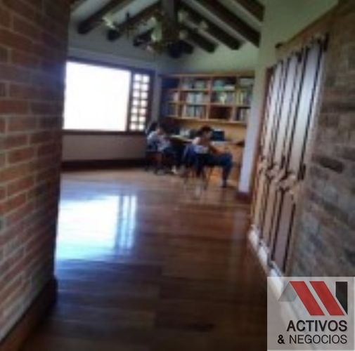 Casa de 7 alcobas en venta en Chipre, Rionegro · foto 19 de 21