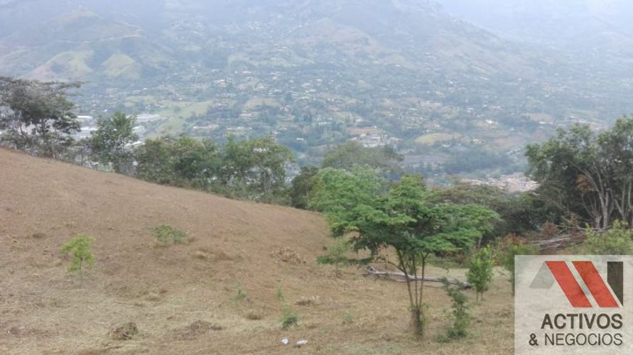 Lote en venta en Machado, Copacabana, 4094 m² · foto 3 de 8