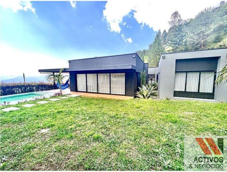 4BR House in El Poblado (600 m²) for Sale - 2
