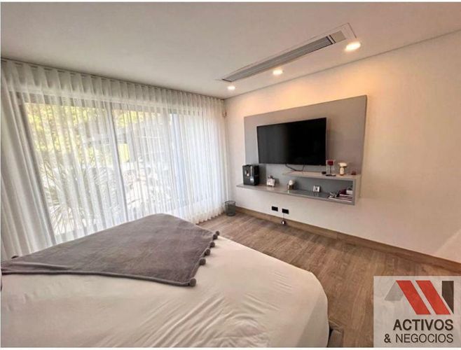 Casa de 4 alcobas en venta en El Poblado, Envigado, 600 m² · foto 17 de 24