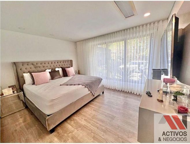 Casa de 4 alcobas en venta en El Poblado, Envigado, 600 m² · foto 18 de 24