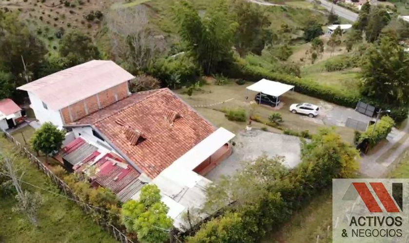 Finca en venta en Chocho Mayo, Marinilla, 3480 m² · foto 3 de 24