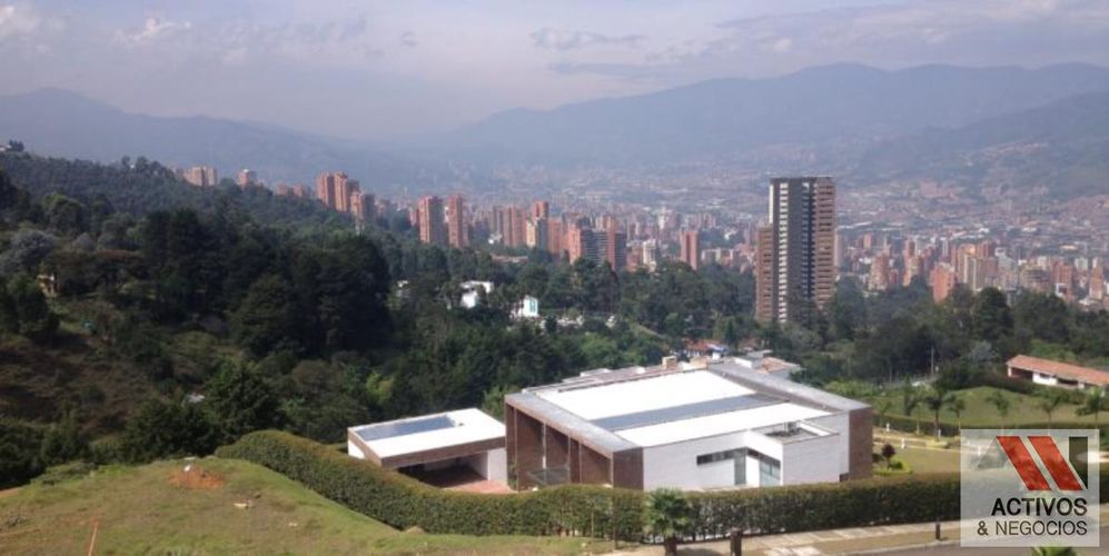 Lote en venta en Las Palmas, Envigado, 3188 m² · foto 3 de 18