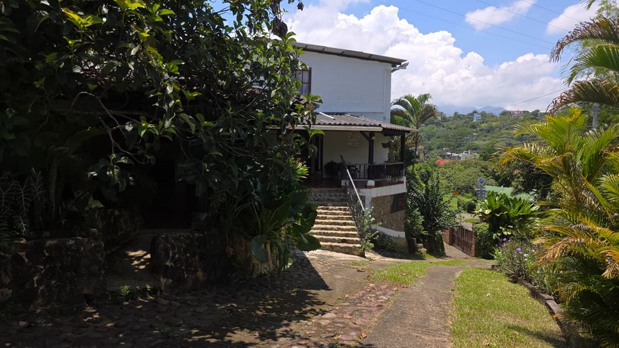 Casa de 4 alcobas en venta en Potrerito, Jamundí, 264 m² · foto 5 de 17