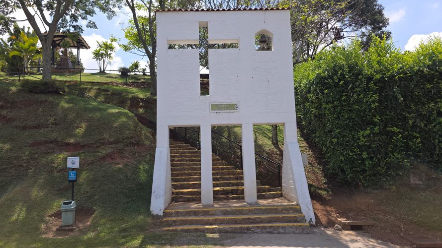 Casa de 4 alcobas en venta en Potrerito, Jamundí, 264 m² · foto 12 de 17