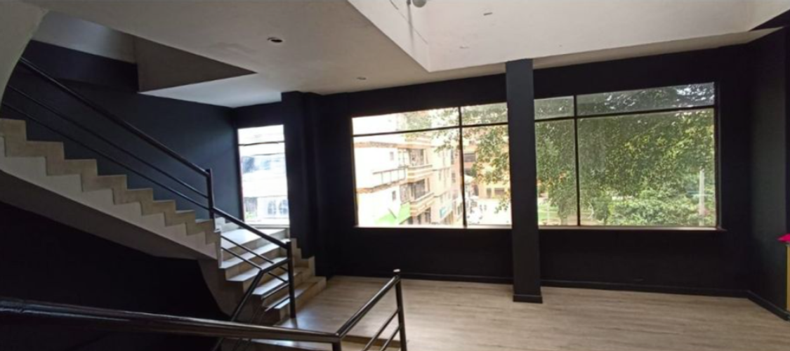 Local en arriendo en Los Angeles, Medellín, 589 m² · foto 3 de 18