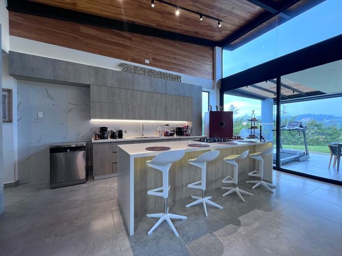 Casa de 3 alcobas en venta en El Retiro · foto 5 de 20