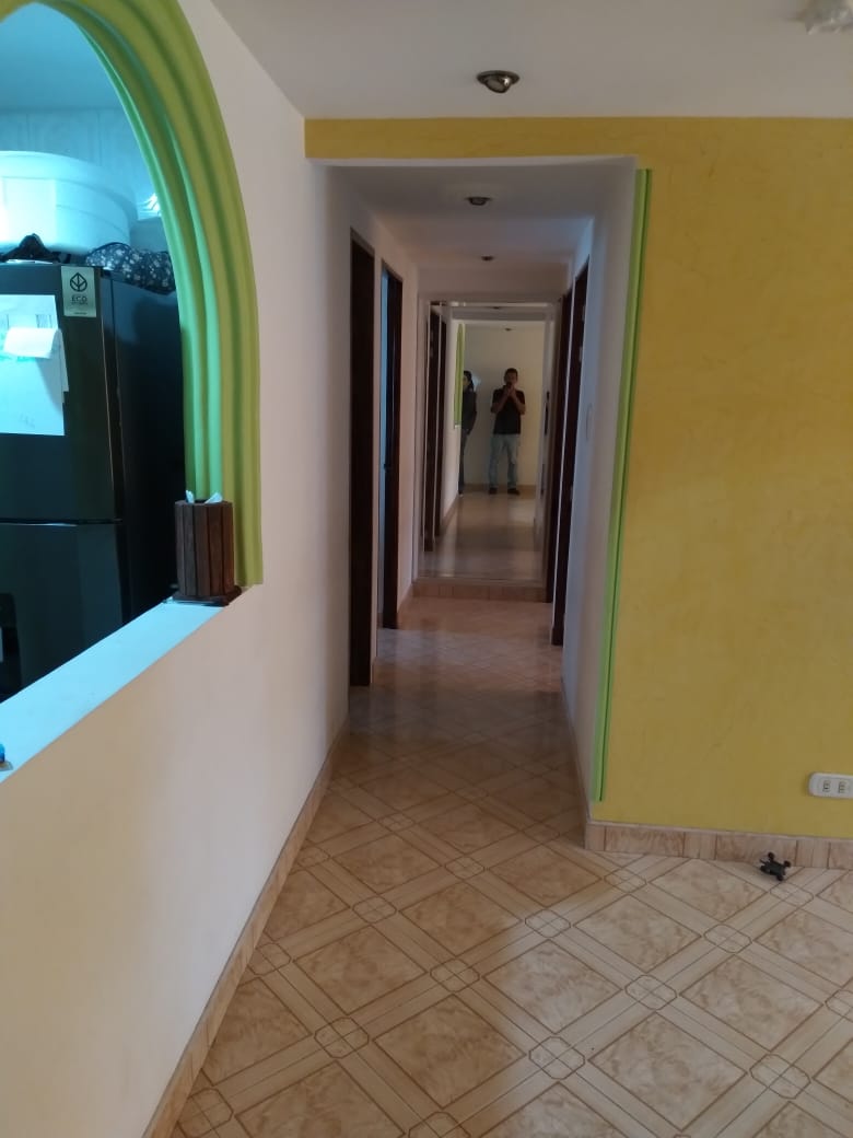 Apartamento en venta en Aeropuerto, Pereira · foto 4 de 11