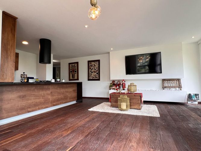 Apartamento de 3 alcobas en venta en Los Salados, El Retiro, 184 m² · foto 2 de 15
