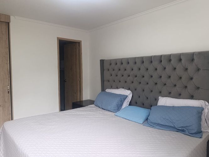 Apartamento en venta en El Poblado, Medellín · foto 8 de 17