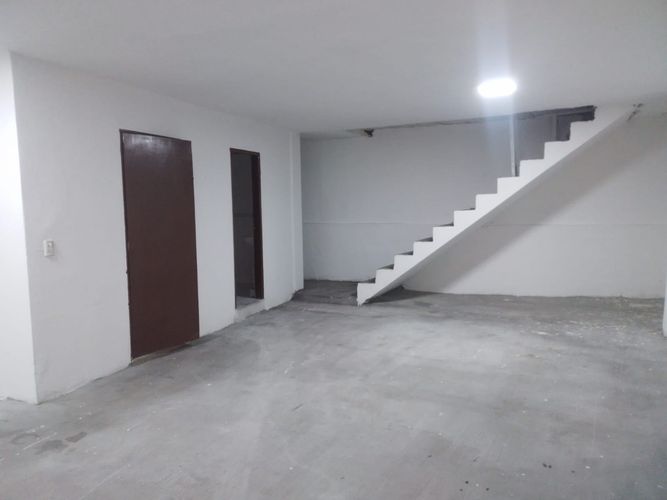 Oficina en arriendo en Cristo Rey, Medellín, 160 m² · foto 2 de 16