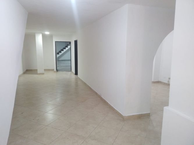 Oficina en arriendo en Cristo Rey, Medellín, 160 m² · foto 6 de 16