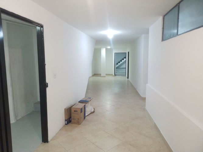 Oficina en arriendo en Cristo Rey, Medellín, 160 m² · foto 12 de 16