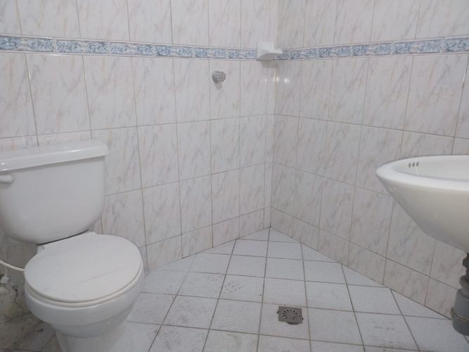 Oficina en arriendo en Cristo Rey, Medellín, 160 m² · foto 15 de 16